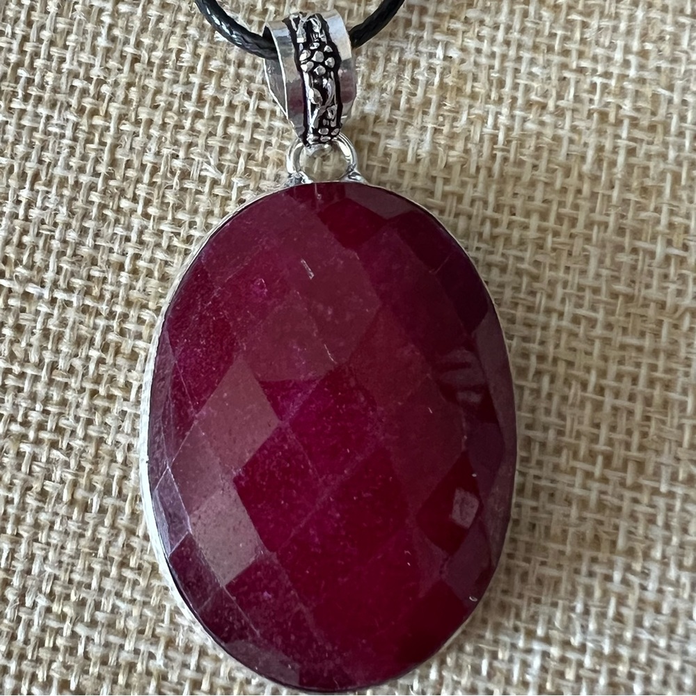 New Enhanced Faceted Red Ruby Crystal Stone Silve… - image 7